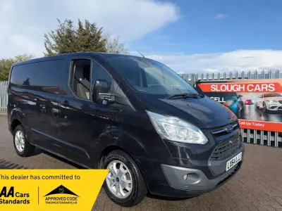 Usado Ford Transit Custom Limited 125 HP (91 kW) 2014 Preto Van