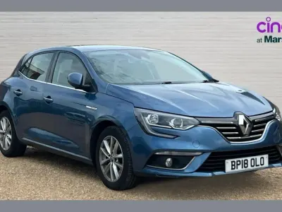 Usado Renault Mégane Dynamique 128 HP (94 kW) 2018 Azul Citadino