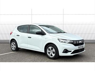 Używany Dacia Sandero Essentiel 91 KM (66 kW) 2023 Biały Hatchback