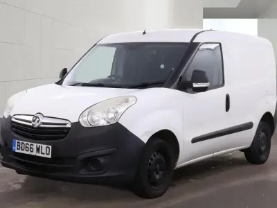 Used Vauxhall Combo 2016 White MPV