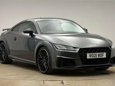Usado Audi TT Black Edition 245 HP (180 kW) 2021 Cinzento Coupé