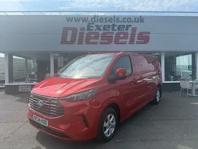 Used Ford Transit Custom Limited 134 HP (98 kW) 2024 Artisan red (metallic colour)