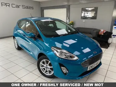 Used Ford Fiesta Zetec 85 HP (62 kW) 2019 Blue Hatchback