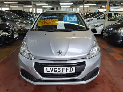 Used Peugeot 208 Access 68 HP (50 kW) 2015 Silver Hatchback
