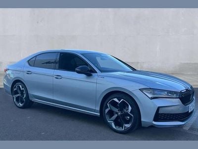 Used Skoda Superb SportLine 147 HP (108 kW) 2025 Silver Hatchback