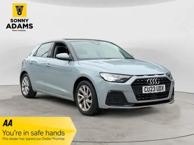 Usado Audi A1 Sport 95 HP (69 kW) 2023 Cinzento SUV