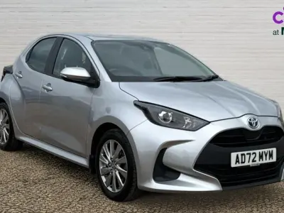 Used Toyota Yaris Hybrid 116 HP (85 kW) 2023 Silver
