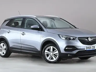 Begagnad Vauxhall Grandland X S 131 HK (96 kW) 2019 Grå SUV