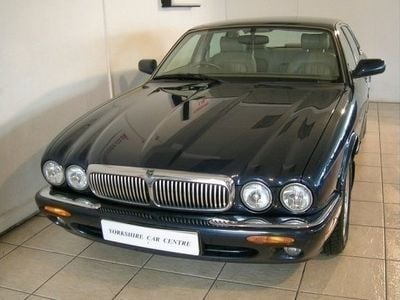 Used Jaguar XJ 2000 Sedan