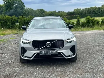 Used Volvo XC60 Plus 197 HP (144 kW) 2023 Silver SUV