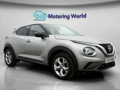 Used Nissan Juke N-Connecta 114 HP (83 kW) 2021 Silver SUV