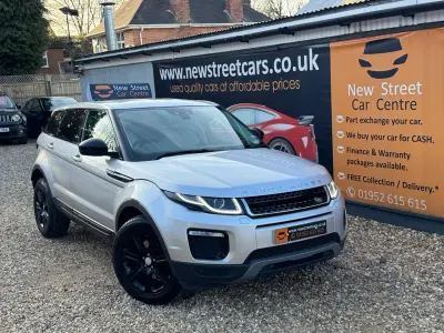 Begagnad Land Rover Range Rover evoque SE 2017 Silver Kombi