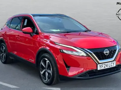 Used Nissan Qashqai N-Connecta 190 HP (139 kW) 2024 Red SUV