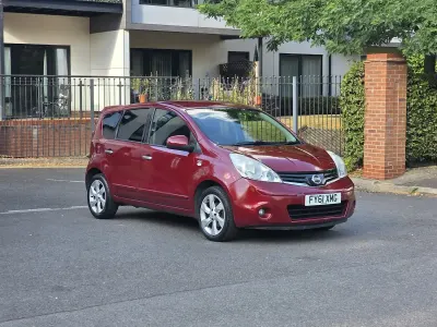 Used Nissan Note Tekna 110 HP (80 kW) 2011 Red Hatchback