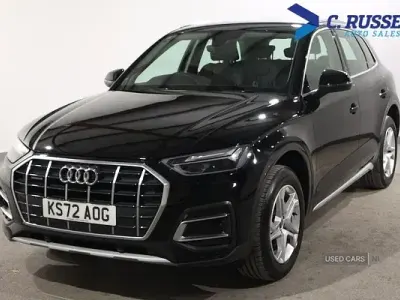 Używany Audi Q5 Sport 204 KM (150 kW) 2023 Czarny SUV