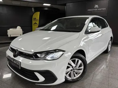 Begagnad VW Polo Life 95 HK (69 kW) 2021 Vit Halvkombi