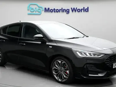 Used Ford Focus ST-Line X 155 HP (114 kW) 2023 Black Hatchback