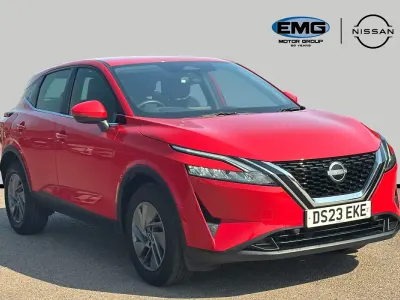 Used Nissan Qashqai Acenta Premium 158 HP (116 kW) 2023 Red SUV