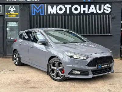 Used Ford Focus ST 250 HP (183 kW) 2016 Grey Hatchback