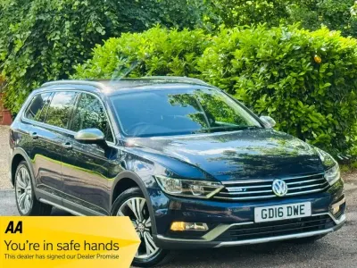 Used VW Passat Alltrack S 190 HP (139 kW) 2016 Blue Estate