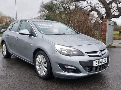 Silver Used 2014 Vauxhall Astra Hatchback | £2,695 (Fair price)