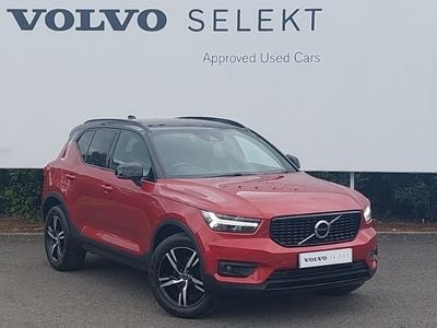 Used Volvo XC40 R-Design 163 HP (119 kW) 2020 Red SUV