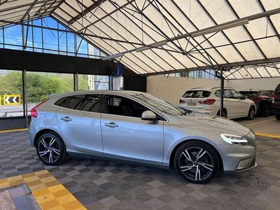 Used Volvo V40 R-Design Pro 152 HP (111 kW) 2019 Silver Hatchback