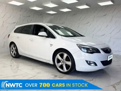 Second-hand Vauxhall Astra SRi 125 CP (91 kW) 2011 Alb Break