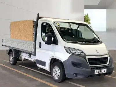 Used Peugeot Boxer 130 HP (95 kW) 2018 White Van
