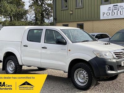 White Used 2015 Toyota HiLux Active Pickup | £12,990 (Expensive)