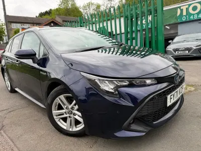 Usado Toyota Corolla 122 CV (89 kW) 2021 Azul Familiar