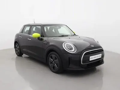 Used Mini Cooper Classic 134 HP (98 kW) 2022 Black Hatchback