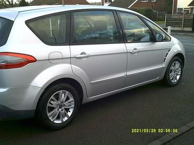Used Ford S-MAX Zetec 115 HP (84 kW) 2013 Silver MPV
