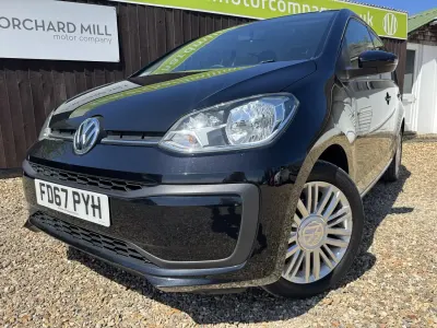 Begagnad VW up! move up! 60 HK (44 kW) 2017 Svart Halvkombi