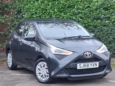 Used Toyota Aygo X-play 72 HP (52 kW) 2018 Grey Hatchback