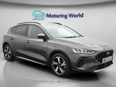 Begagnad Ford Focus Active 155 HK (114 kW) 2023 Grå Halvkombi