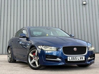 Used Jaguar XE R-Sport 180 HP (132 kW) 2015 Blue Sedan