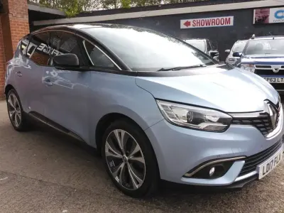 Używany Renault Scénic IV Dynamique 110 KM (80 kW) 2017 Niebieski Minivan