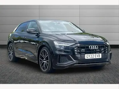 Begagnad Audi Q8