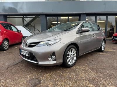 Bronze Used 2012 Toyota Auris Hatchback | £4,250 (Fair price)
