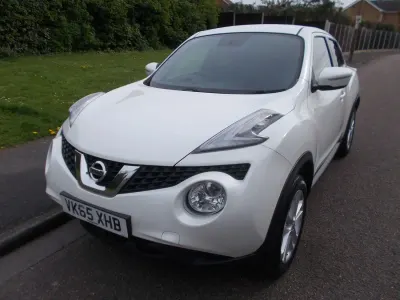Gebraucht Nissan Juke Acenta Premium 2015 Weiß SUV