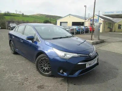 Used Toyota Avensis Business Edition 2015 Blue Sedan