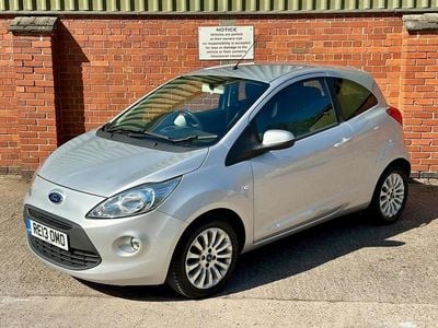 Używany Ford Ka Zetec 69 KM (50 kW) 2013 Srebrny Hatchback