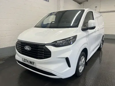 Used Ford Transit Custom Limited 136 HP (100 kW) 2024 White Van