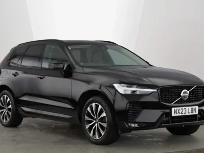 Usado Volvo XC60 Plus 197 HP (144 kW) 2023 Preto SUV