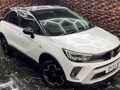 Used Vauxhall Crossland Elite 131 HP (96 kW) 2021 White SUV