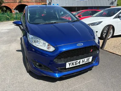 Used Ford Fiesta Zetec 125 HP (91 kW) 2014 Blue Hatchback