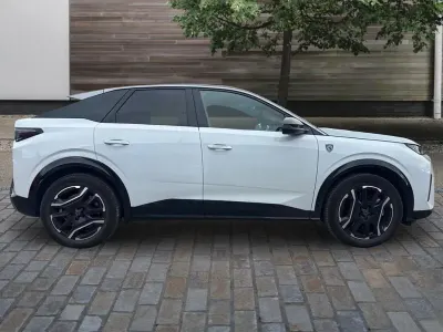Used Peugeot e-3008 GT 154 kW (210 HP) 2025 SUV