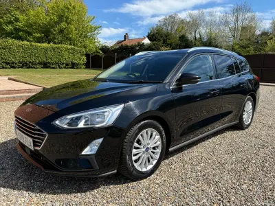 Begagnad Ford Focus Titanium 120 HK (88 kW) 2019 Svart Kombi