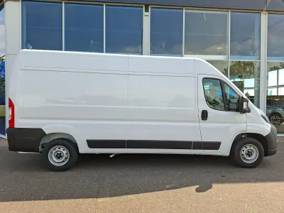 New Peugeot Boxer 138 HP (101 kW) 2026 White Van